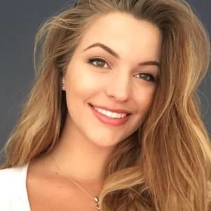 Meet your Posher, Mercedes